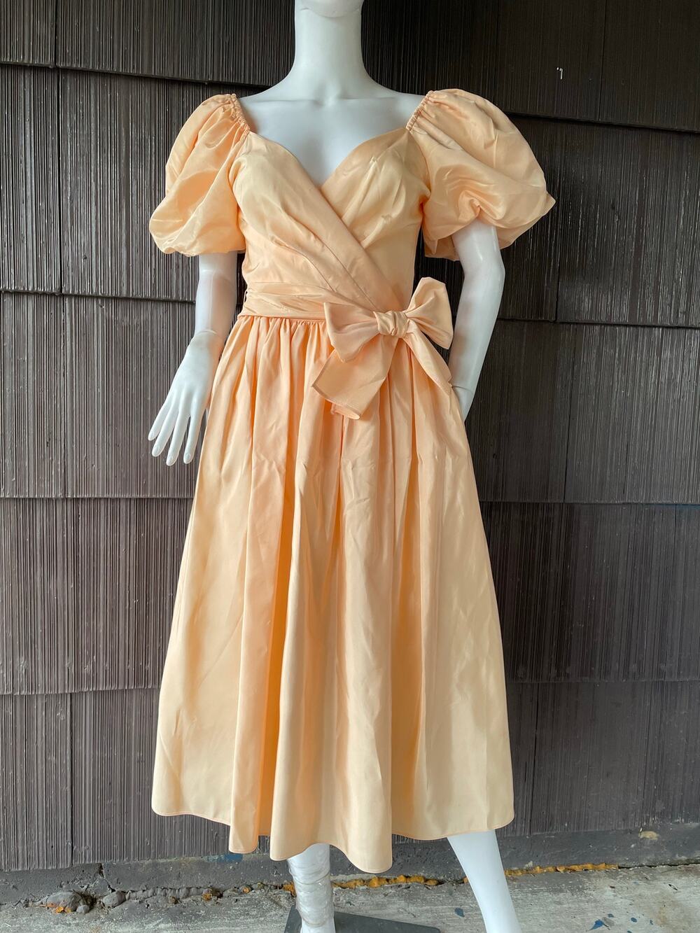 🔥VTG 80s ILGWU Peach Puff Sleeve Sweetheart Neck Midi Dress Coquette Princess